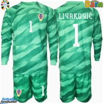 Kroatia Dominik Livakovic #1 Keeper Bortedraktsett Barn EM 2024 Langermet (+ Korte bukser)